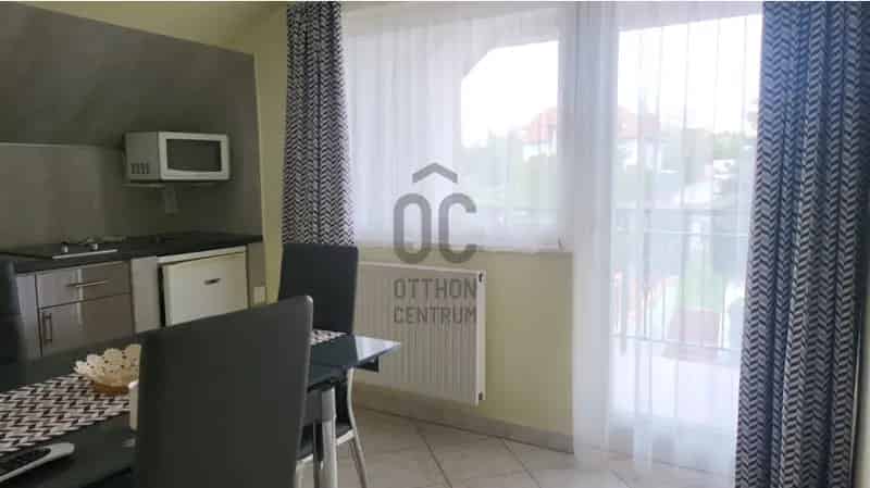 Hévízi Apartmanház Eladó - 9 Apartman, Medence, Garázs