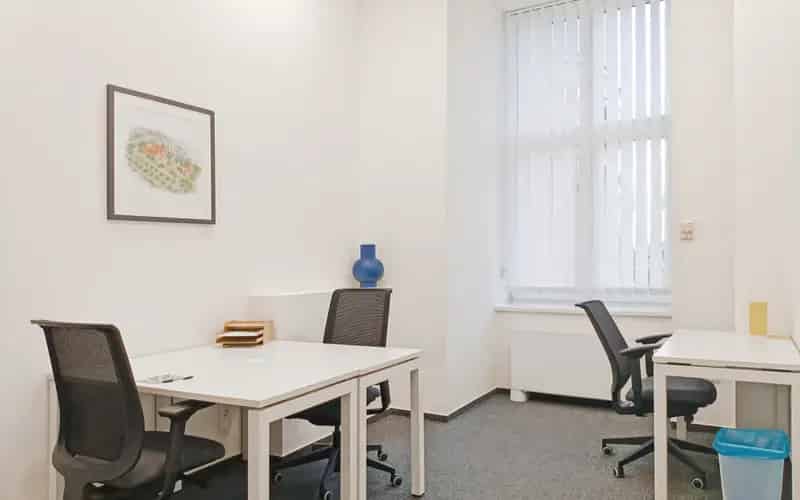 Debreceni Coworking Iroda Alkalmazkodó Munkatérrel