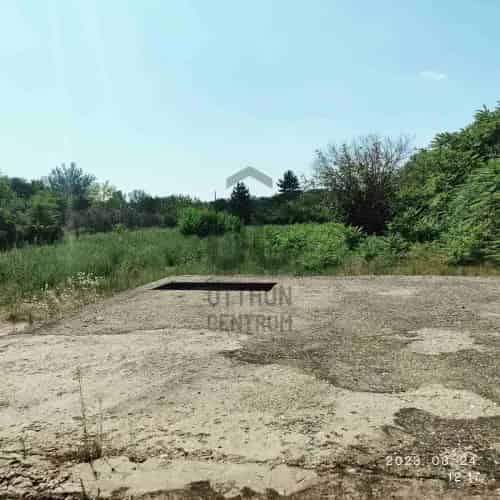 Kecskemeti elado telek Felsocsalanosban 1444 nm beton pincével
