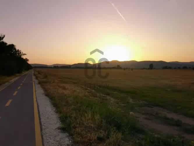 Pomázi fejlesztési telek eladó Gksz-2 besorolással