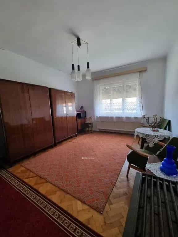 Devecser családi ház eladó azonnal költözhető