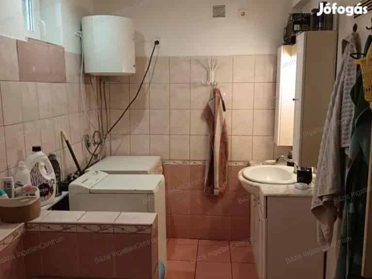 Madaras 152 m2-es családi ház eladó - felújított, nagy telekkel