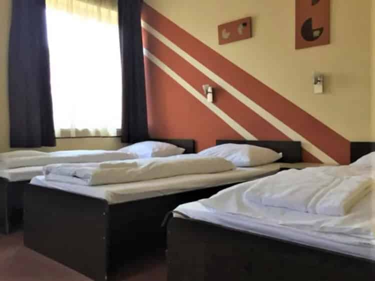 Belvárosi Hotel Szoba Kiadó Pécsett - 3 Ágyas, Légkondicionált