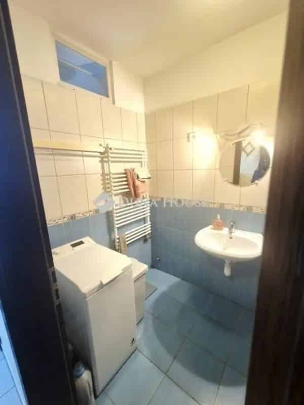 Üllő - Modern Kertkapcsolatos Sorház Eladó