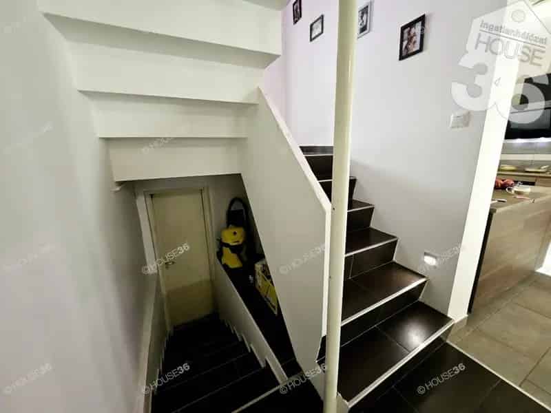 Szabadszállási családi ház eladó - 230m2, 3 szoba, garázs, pince