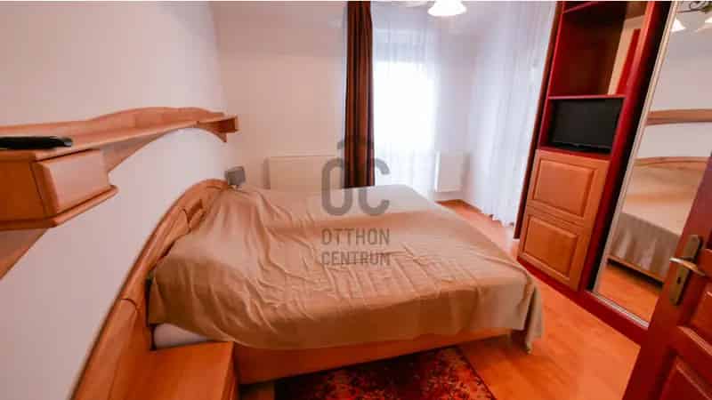Hajdúszoboszló Sorház Elado 140m2 4 Szoba Garazs