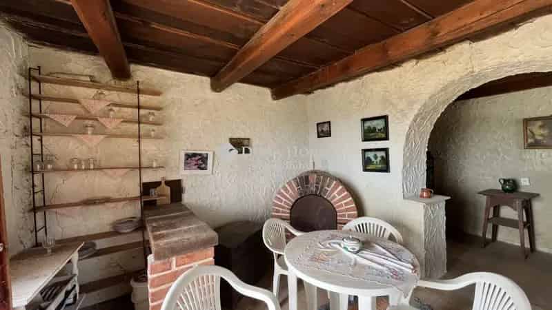 Hegymagasi panorámás ingatlan eladó