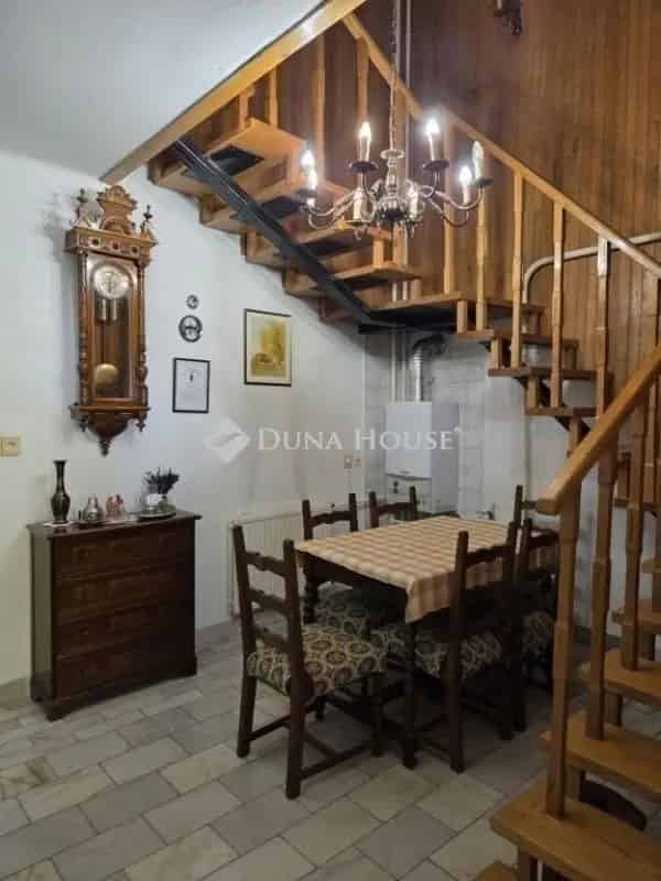 111m2-es panorámás lakás garázzsal Pécs Mecsekoldalon