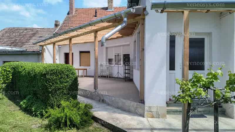 Felujitott csaldi haz Hercegszanton hatalmas telekkel dupla garazzsal