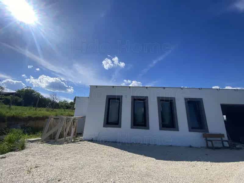 Balatonkenesei panorámás ház eladó 4891 m2 telken