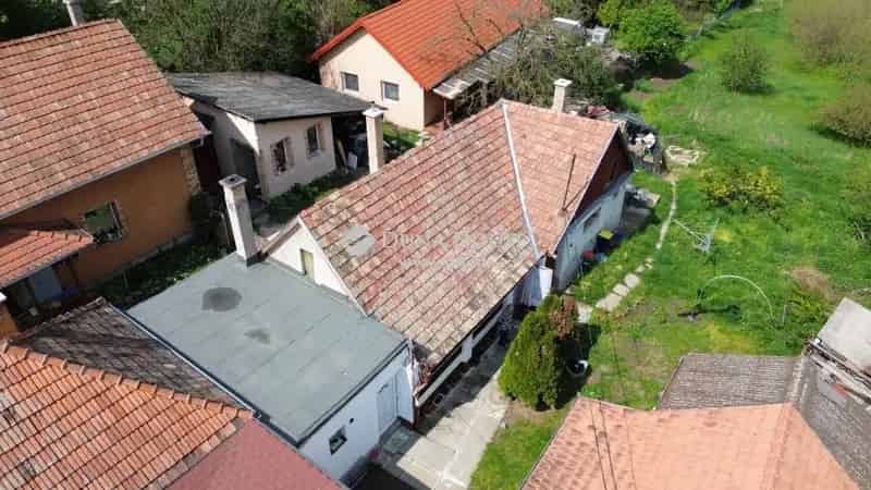 Gyömrői házrész eladó - 24 nm szoba konyha