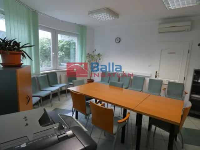 Budapest XIII Angyalföld 204 m2-es Iroda eladó