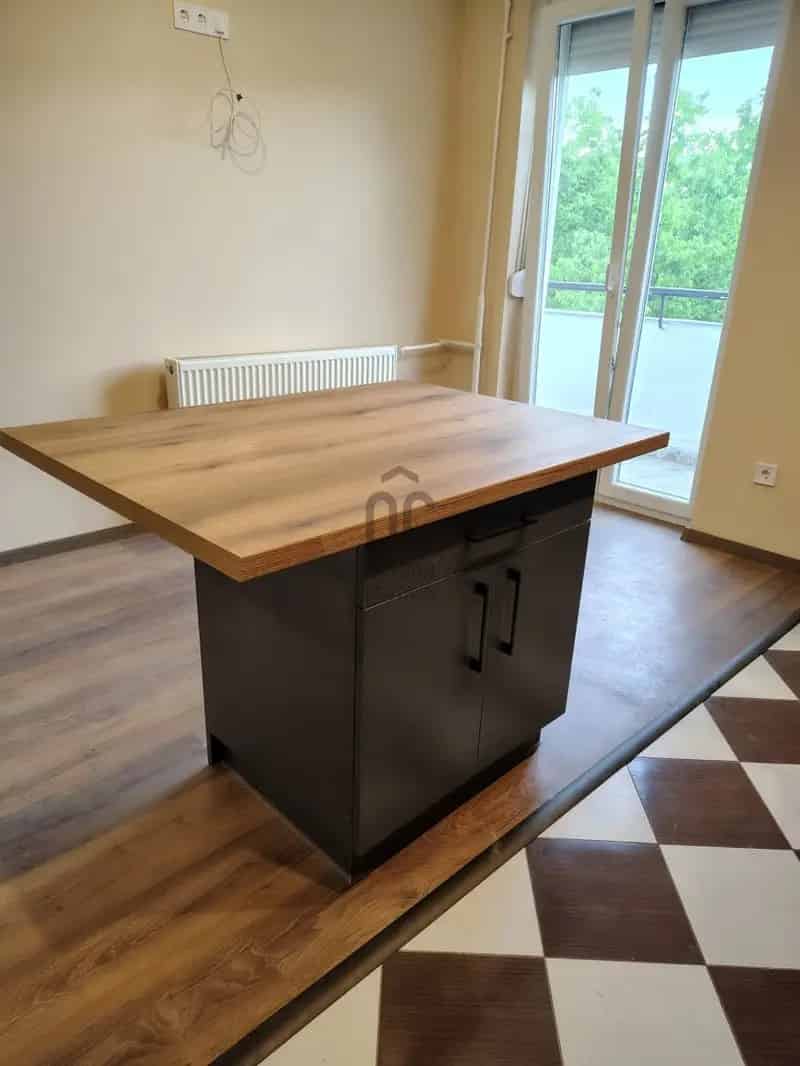 Felujitott 2 szobas lakás Cegléden elado