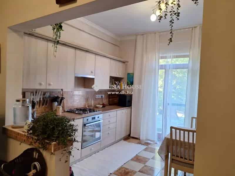 Kecskeméti családi ház eladó 96m2 44 5m2 külön lakrész terasz garázs