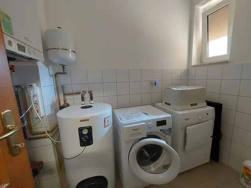 Gödön eladó családi ház 1000 nm-es telken
