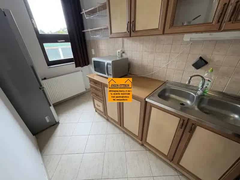 Eladó 2 szobás téglalakás Nyíregyháza belvárosában