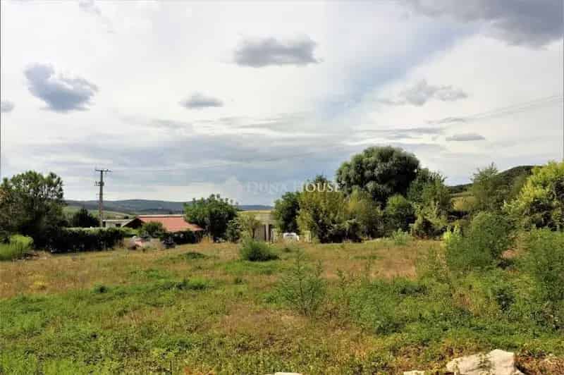 Üröm Panorámás Saroktelek Eladó - 1500nm