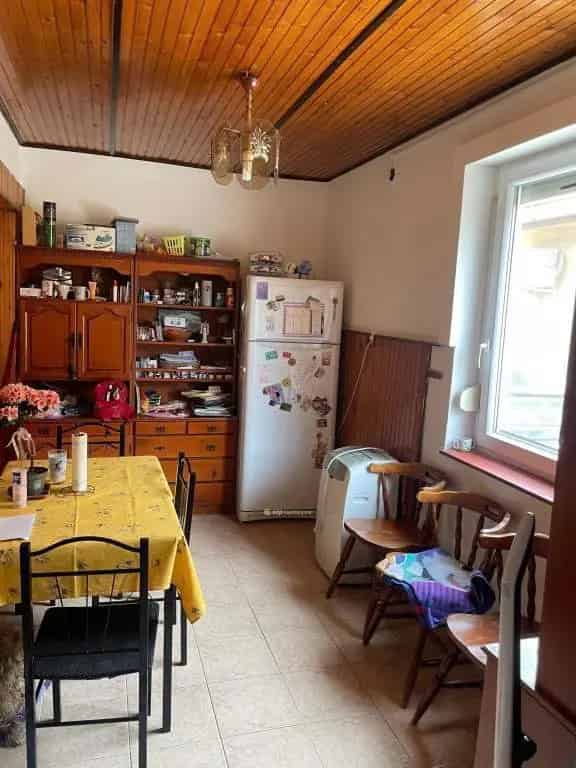 Dabas Sári 160 nm-es 2 szintes családi ház eladó