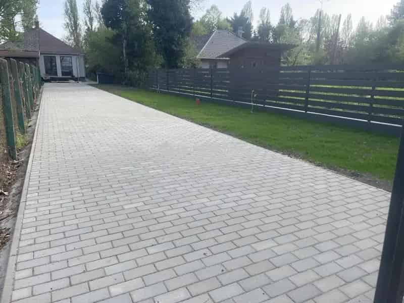 Zamárdi Ikerházfél Eladó - Strandközelben Felújított
