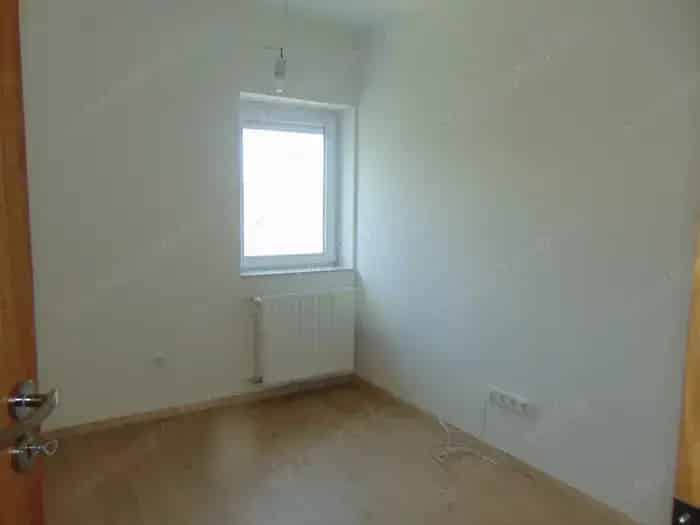 Győr Szabadhegy 3 szobás felújított lakás garázzsal