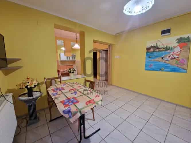 Csörnyeföldi családi ház eladó 80 m2 1084 m2 telken