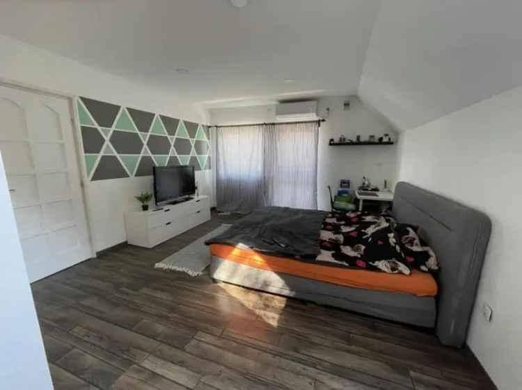 60m2-es Felújított Nyaraló Pince Szobával