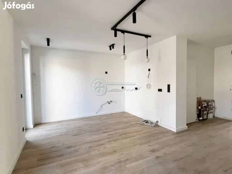 Szeged Alsóváros Üzlethelyiség Eladó