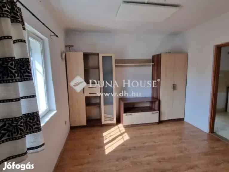 Eladó ház Szentlőrinc közelében - 965m2 telek - Alacsony rezsi