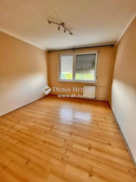 Miskolc Plaza közelében 2 szobás erkélyes lakás hosszú távra kiadó