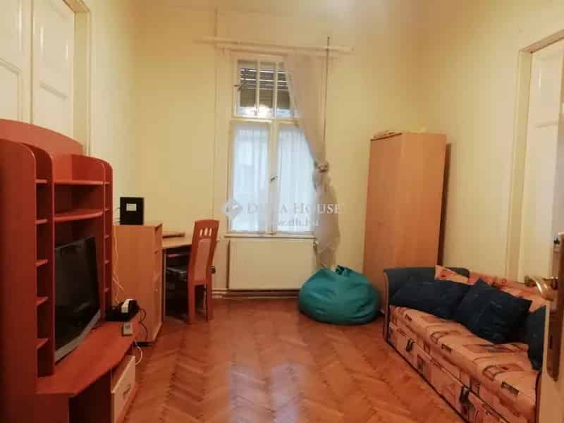 100m2 Belvárosi Lakás Kiadó  3 Szoba Gázcirkó Klíma