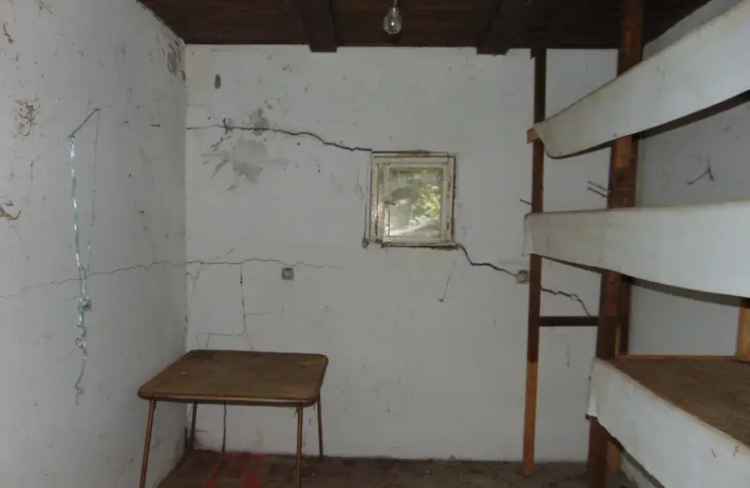 Felujítandó családi ház Nemeskisfaludon 143 m2 3771 m2 telekkel Falusi CSOK