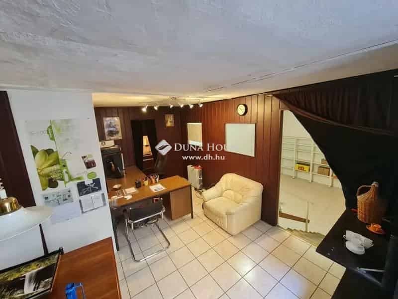 80m2-es Iroda Raktár Stúdió II Kerületben