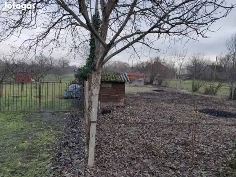 790 m2-es telek eladó Orosházán Gyopárosi úton
