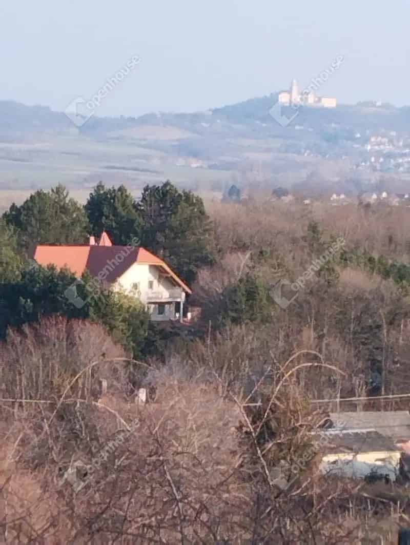 Nyúli panorámás zárt kert eladó - 1425 m2 - beépíthető