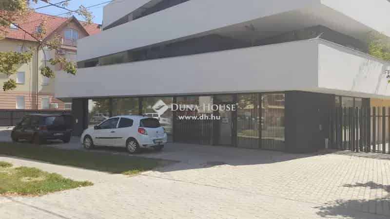 Debrecenben eladó 187 nm-es iroda befektetőknek