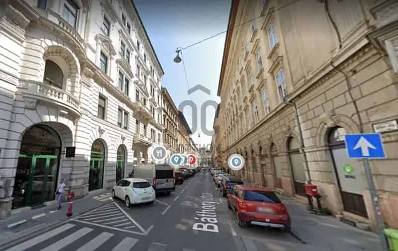 Belvárosi Luxus Lakás Eladó - Okosotthon Funkciókkal