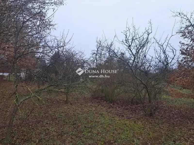 15m2-es Téglaház Laposhegyen 2947m2-es Telken Eladó