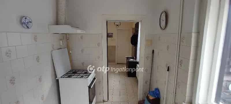 2 db 3 szobás családi ház Salgótarjánban egy telken
