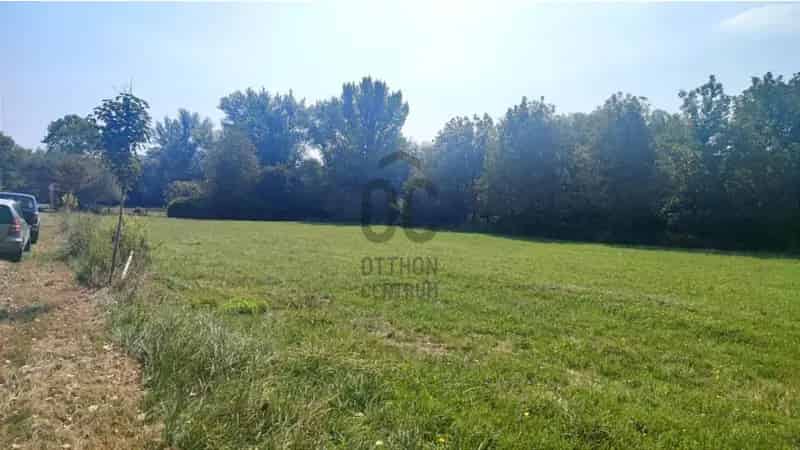 Verőce eladó telkek - 1767m2 1638m2 2411m2