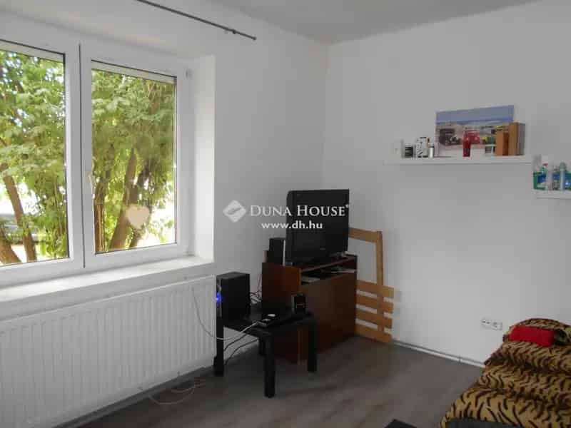 Felújítandó családi ház Sopron közelében 817 nm-es telken