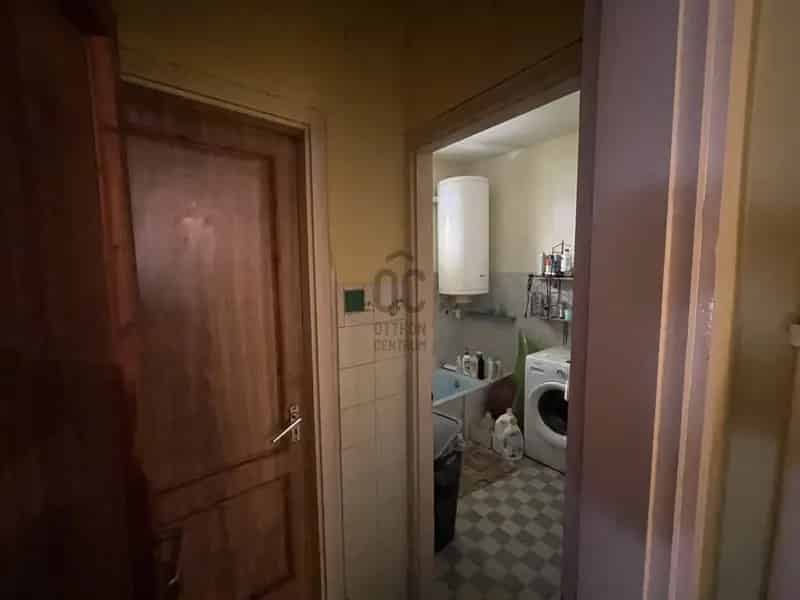 Bátaszék családi ház eladó nagy udvarral és melléképülettel