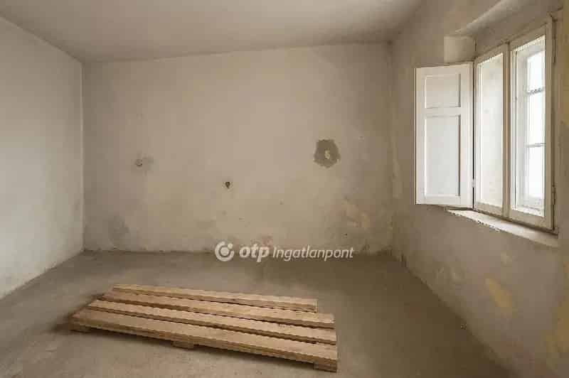 Felujítandó családi ház Poroszló központjában 110 m2