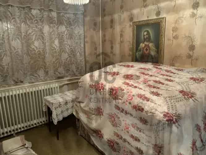 Ózdi családi ház eladó - 3 szoba, garázs, felújítandó