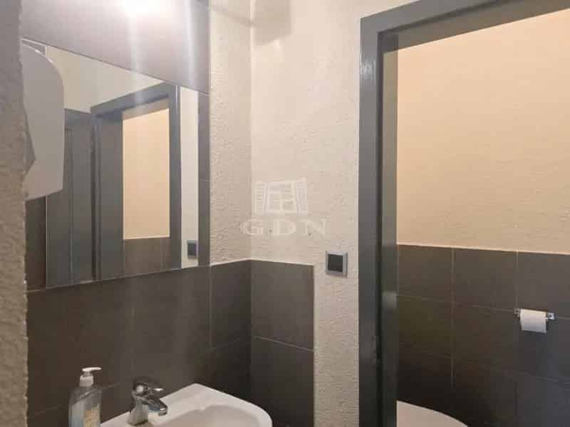 87m2 Üzlethelyiség Kiadó Zalaegerszeg Belváros