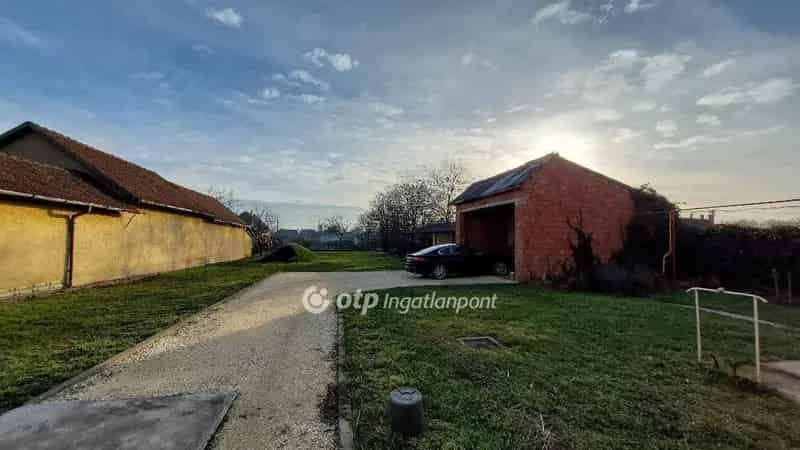 Felújított családi ház Kenderesen