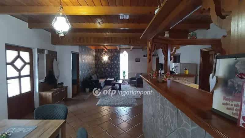 Ház Kiadó , Jászberényi járás, Alföld és Észak