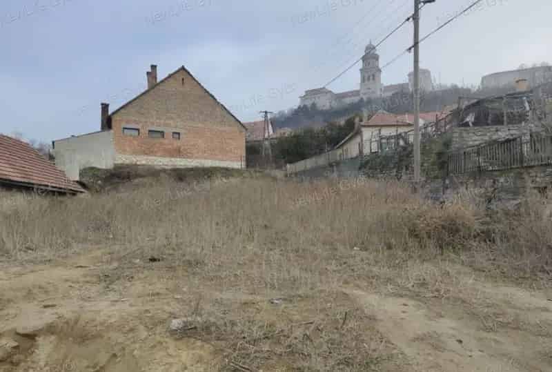 Pannonhalma Kozepen 413 nm-es Epitesi Telek Elado
