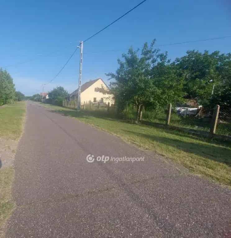 Monostorpályi 762 m2-es építési telek eladó