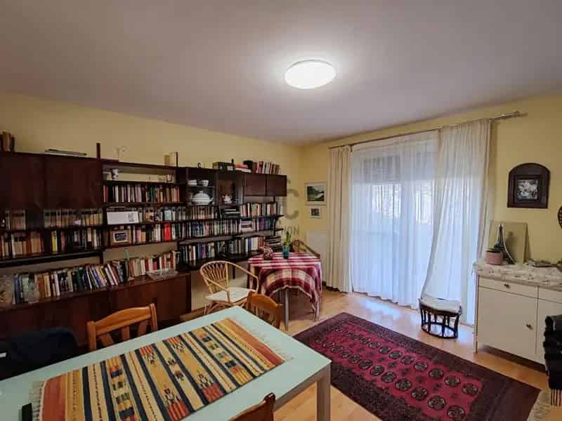 Győr-Ménfőcsanak 150nm-es 2 szintes kertkapcsolatos sorház eladó