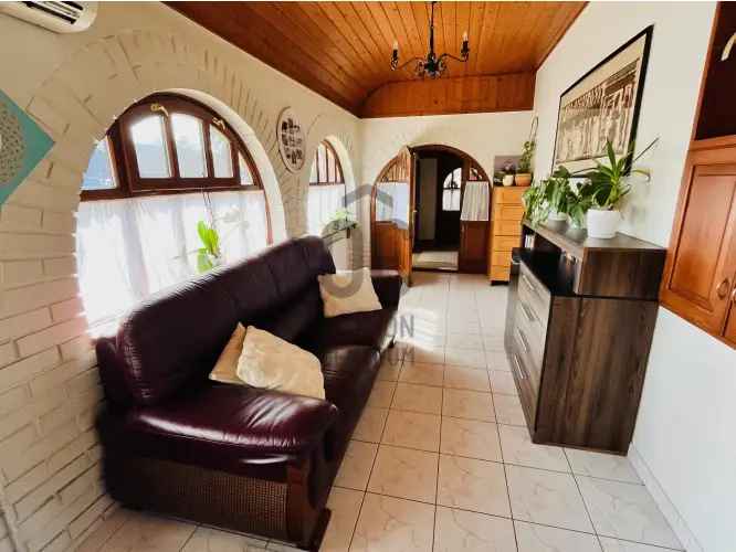 Pilis eladó lovastanya DHZ021650